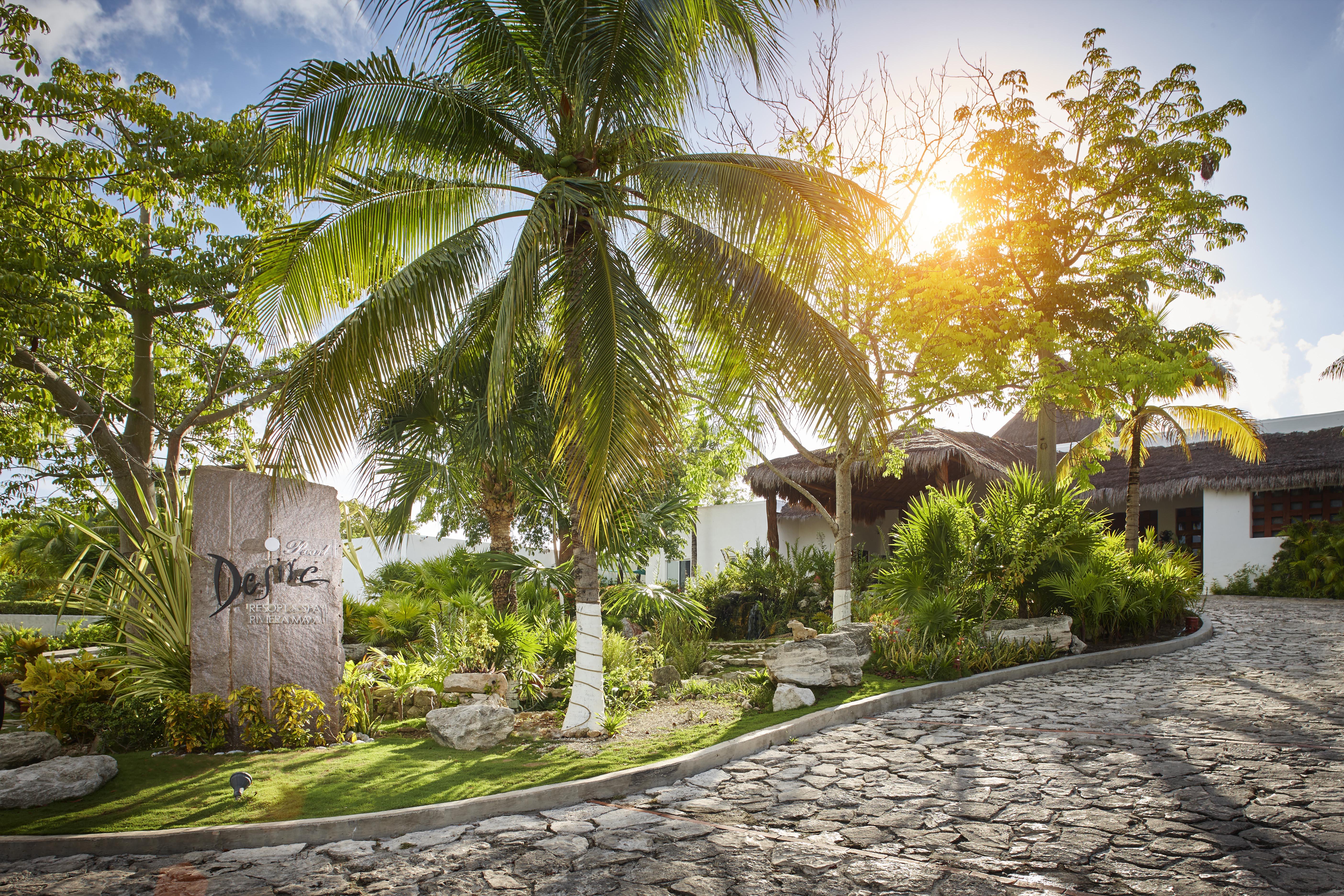Desire Riviera Maya Pearl Resort (Adults Only) 푸에르토 모렐로스 외부 사진