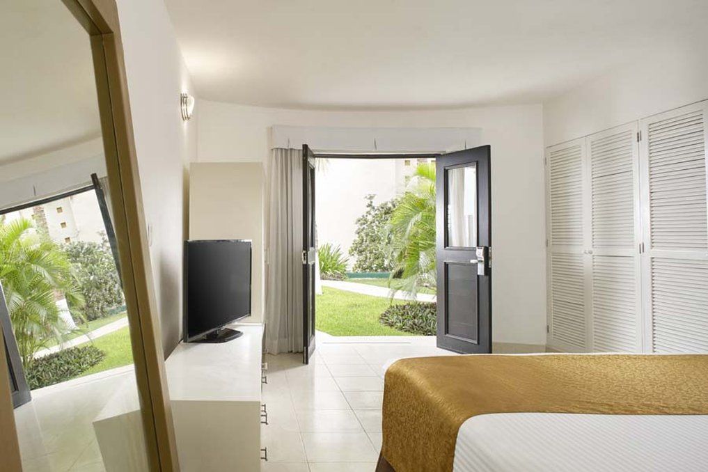 Desire Pearl Resort Riviera Maya All Inclusive (Adults Only) 푸에르토 모렐로스 외부 사진